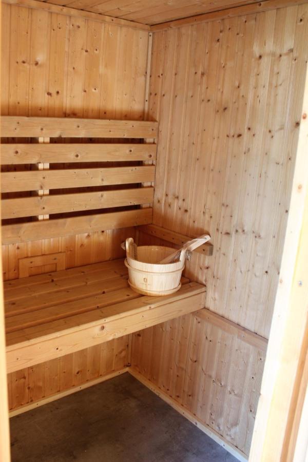 Ferienhaus Aurora, Sauna, Familienfreundlich, Angeln Twist Luaran gambar